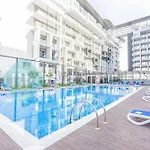 Bloomfields Magnificent Stu In Oasis Masdar City